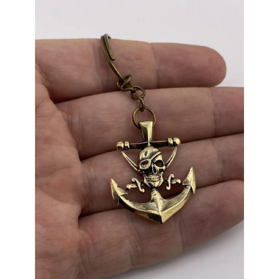 Бронзов ключодържател «Пиратство»