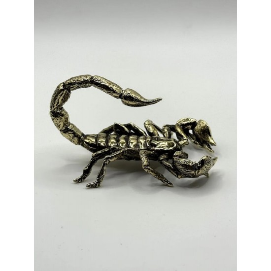 Estatuilla de bronce «Escorpion» Estatuilla de bronce «Escorpion»
