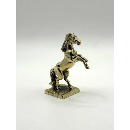 Estatuilla de bronce «Caballo»