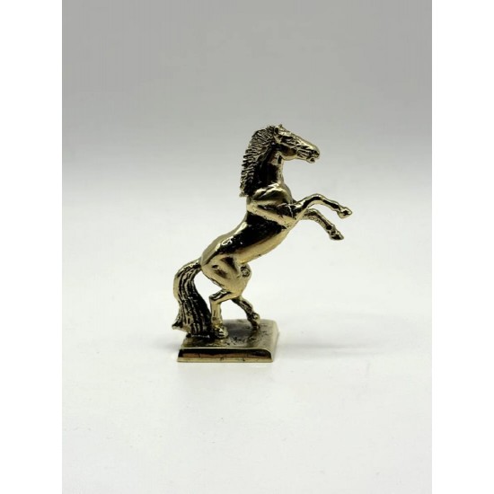 Estatuilla de bronce «Caballo»