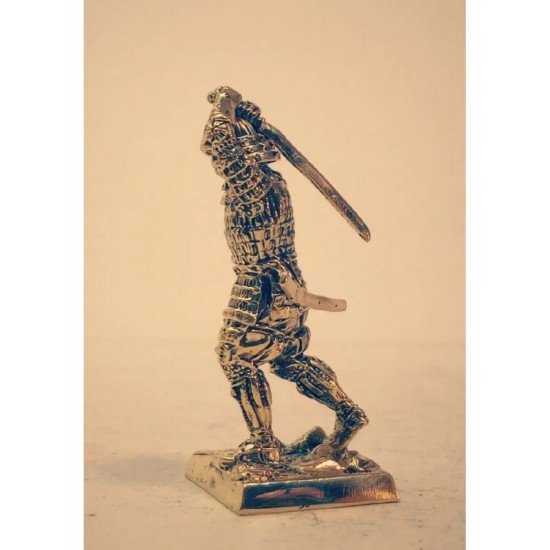 Miniatura de bronce «Samurai con armadura haramaki-do»