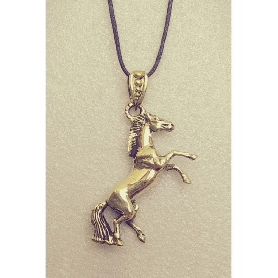 Pendentif en bronze « Petit cheval »
