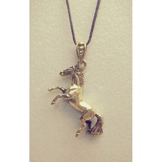 Pendentif en bronze « Petit cheval »