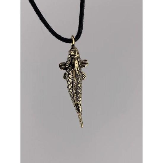 Colgante de bronce «Carpa»