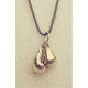 Pendentif en bronze « Gants de boxe »