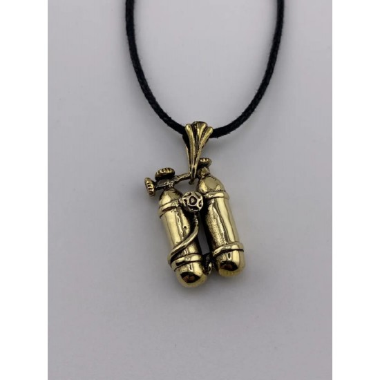 Colgante de bronce «Escafandra autonoma»