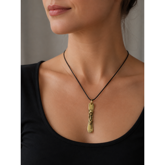 Colgante de bronce «Esquis»