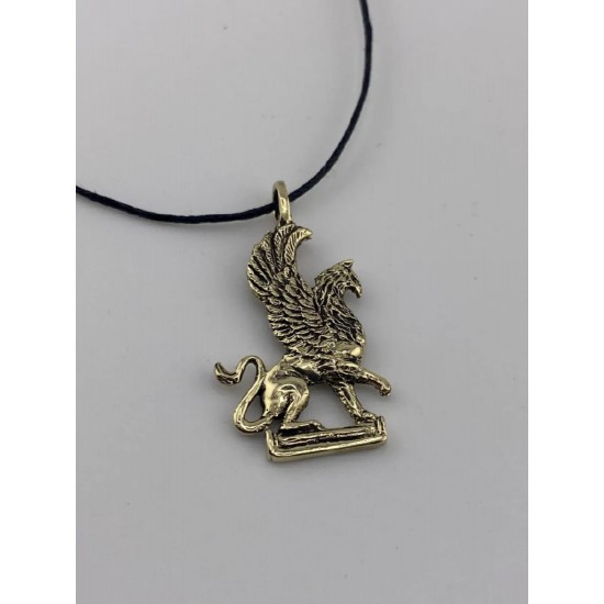 Colgante de bronce «Grifo»