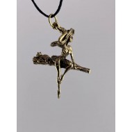 Colgante de bronce «Bruja en escoba con un gato»