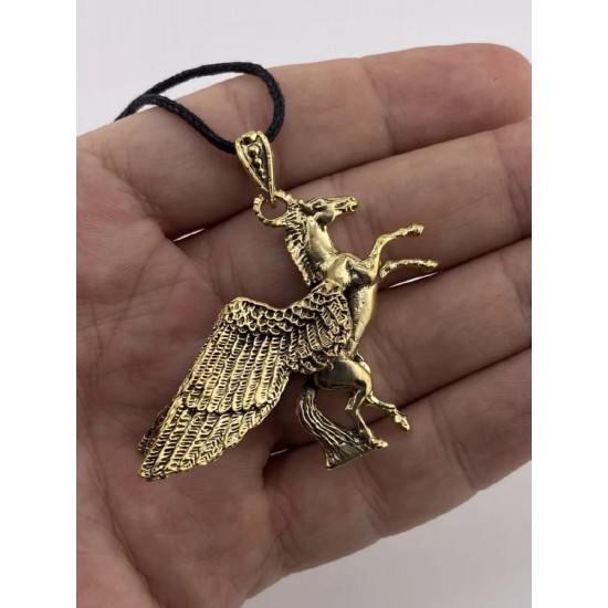 Colgante de bronce «Pegaso» Colgante de bronce «Pegaso»