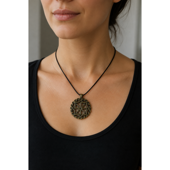Pendentif en bronze « Amulette Molvinets »