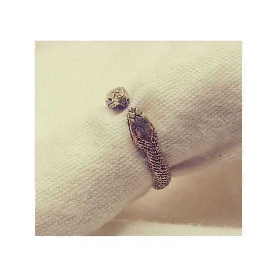 Anillo de bronce «Culebras»